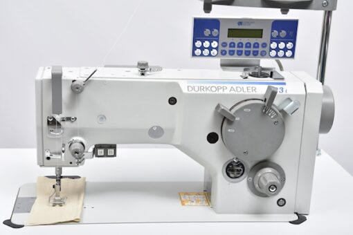 Machine à coudre industrielle ZIGZAG avec coupe fil Durkopp ADLER 523i-447
