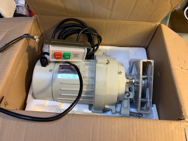Moteur machine à coudre industrielle / 380V
