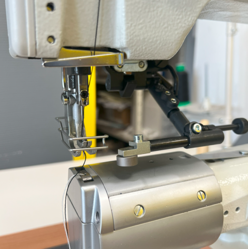 Machine canon triple entrainement Durkopp Adler 269-373 – Image 6