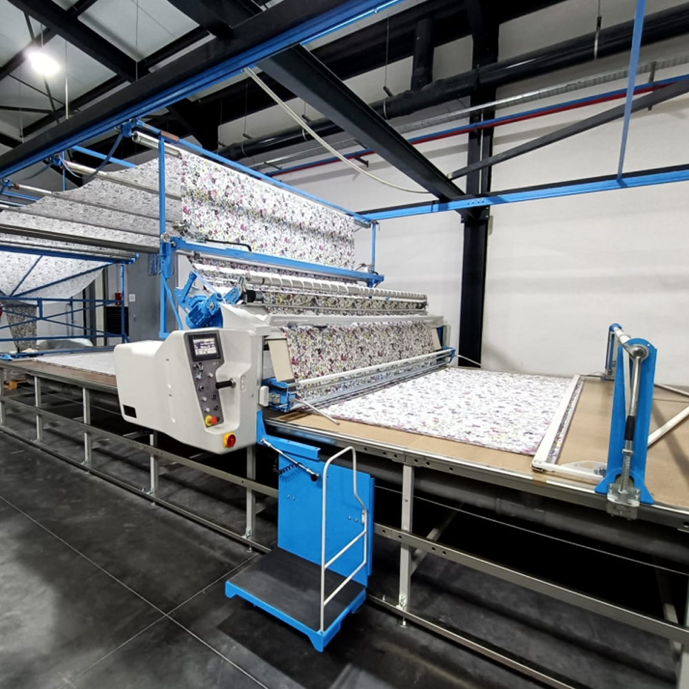 Machine de matelassage automatique